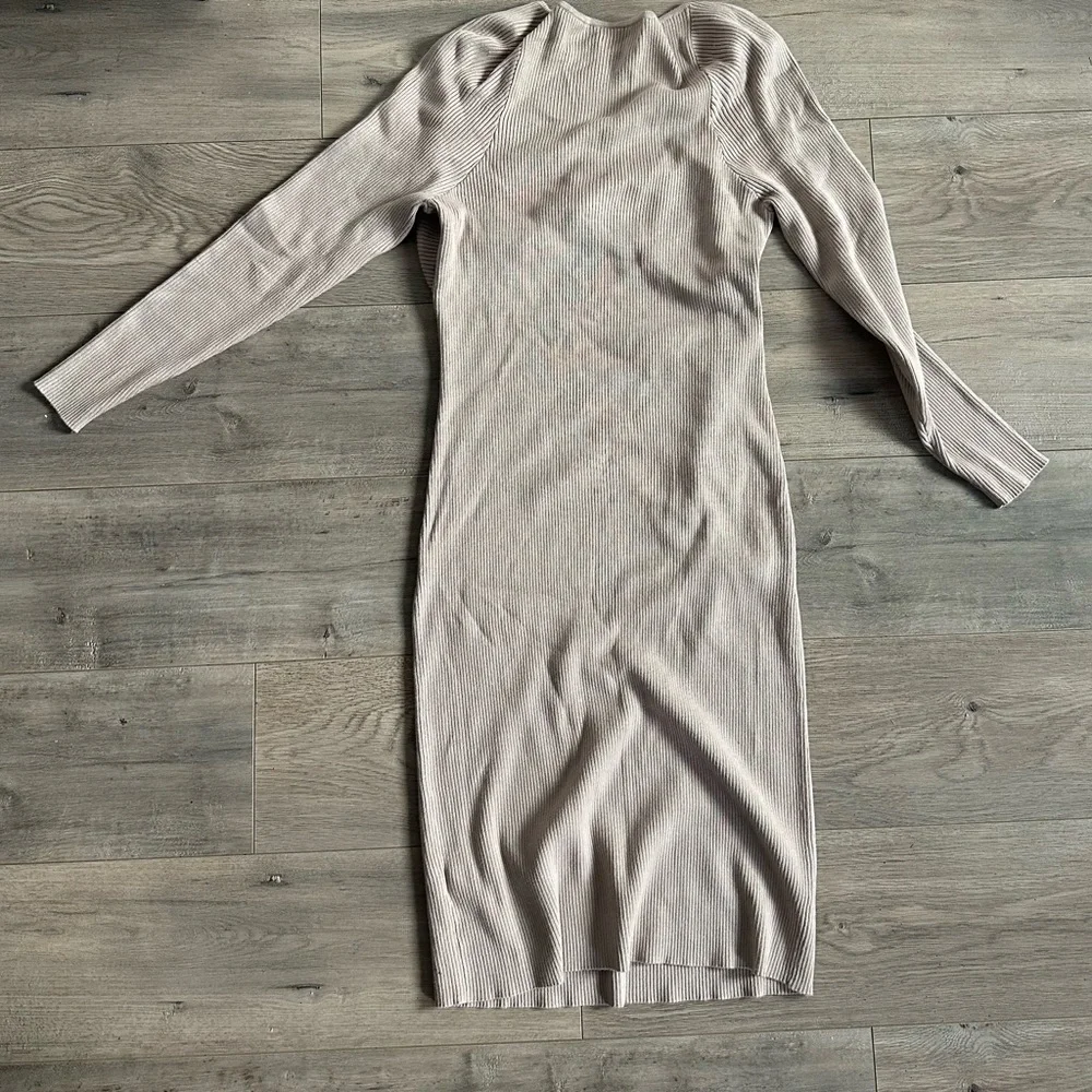 New WO tags, Abercrombie knit sweater dress - Picture 5 of 6